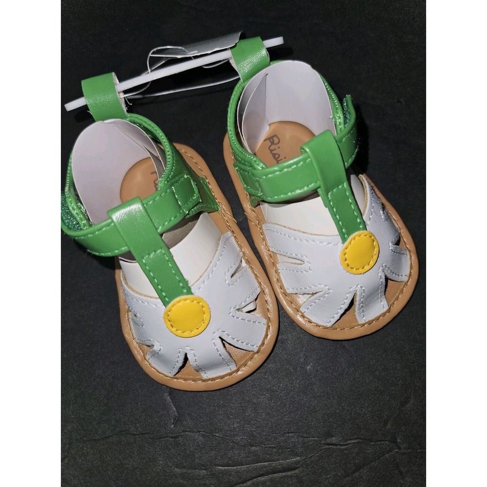 Size 1 ,3-6 Mos Rising‎ Star Flower Sandal New